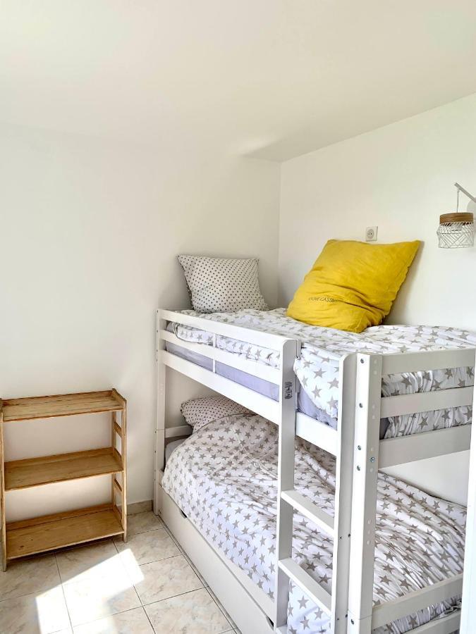 Apartment Cap6 Bel Vue Magnifique Mer, Piscine Tennis T3 Refait A Neuf Cassis
